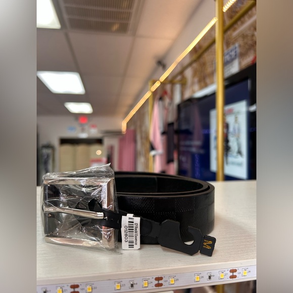 Black men’s belt - Picture 1 of 4